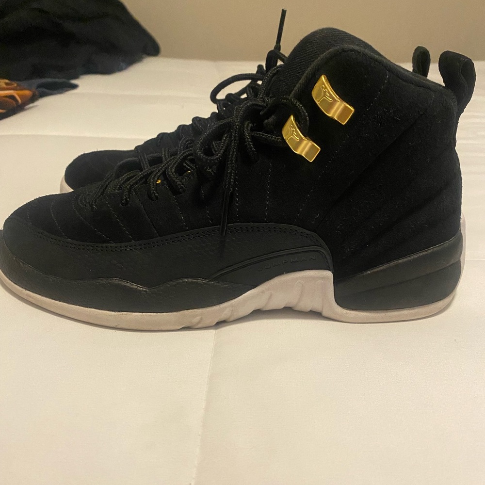 Jordan Nike | size 6Y | 2019 Air jordan 12 retro ‘ reverse taxi ‘